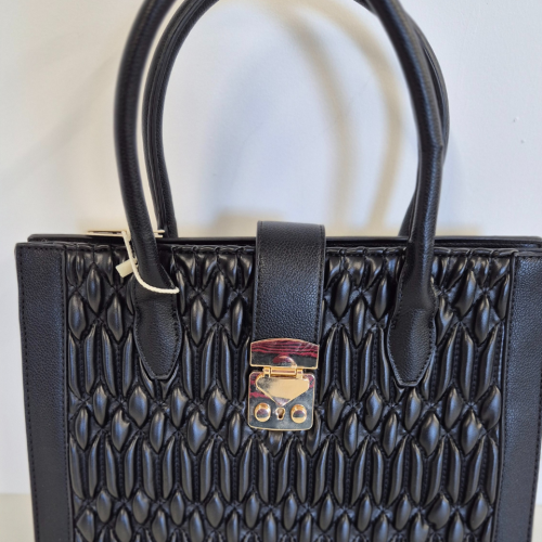 Borsa Matelassè con tracolla rimovibile Marylin col. Nero